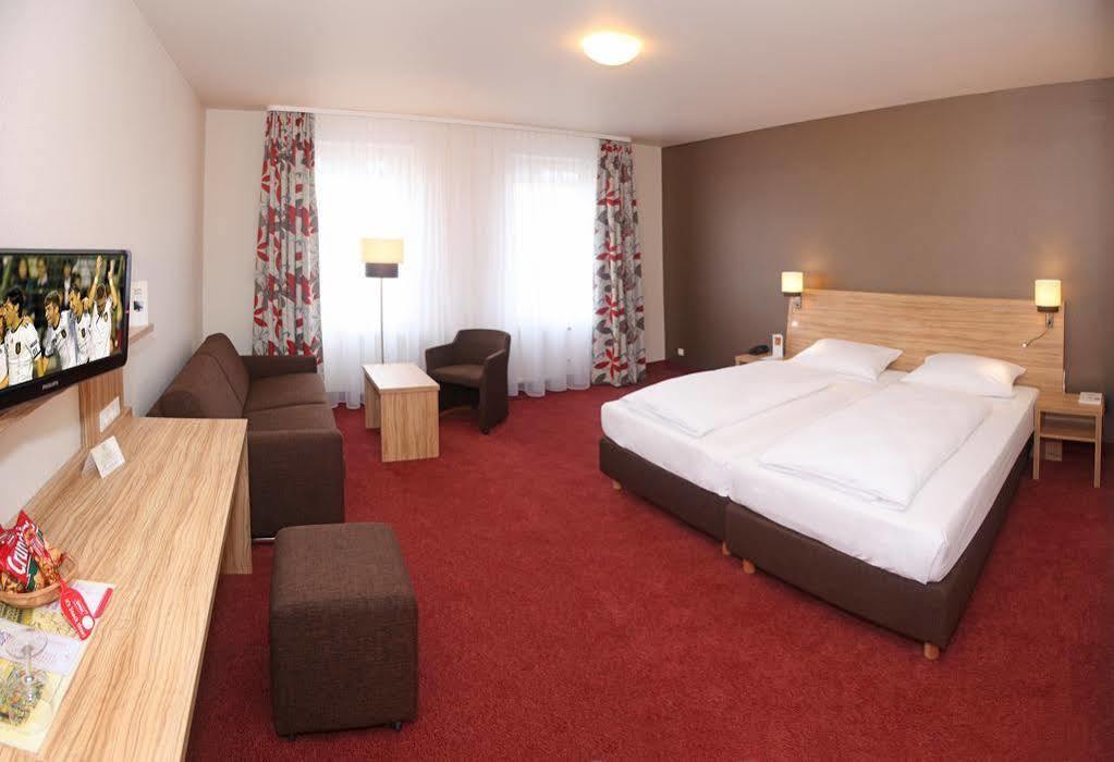 Hotel Lenz Φούλντα Εξωτερικό φωτογραφία